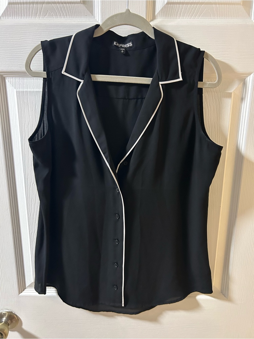 Express Sleeveless Blouse Black White Contrast Trim Along Collar and Neckline M